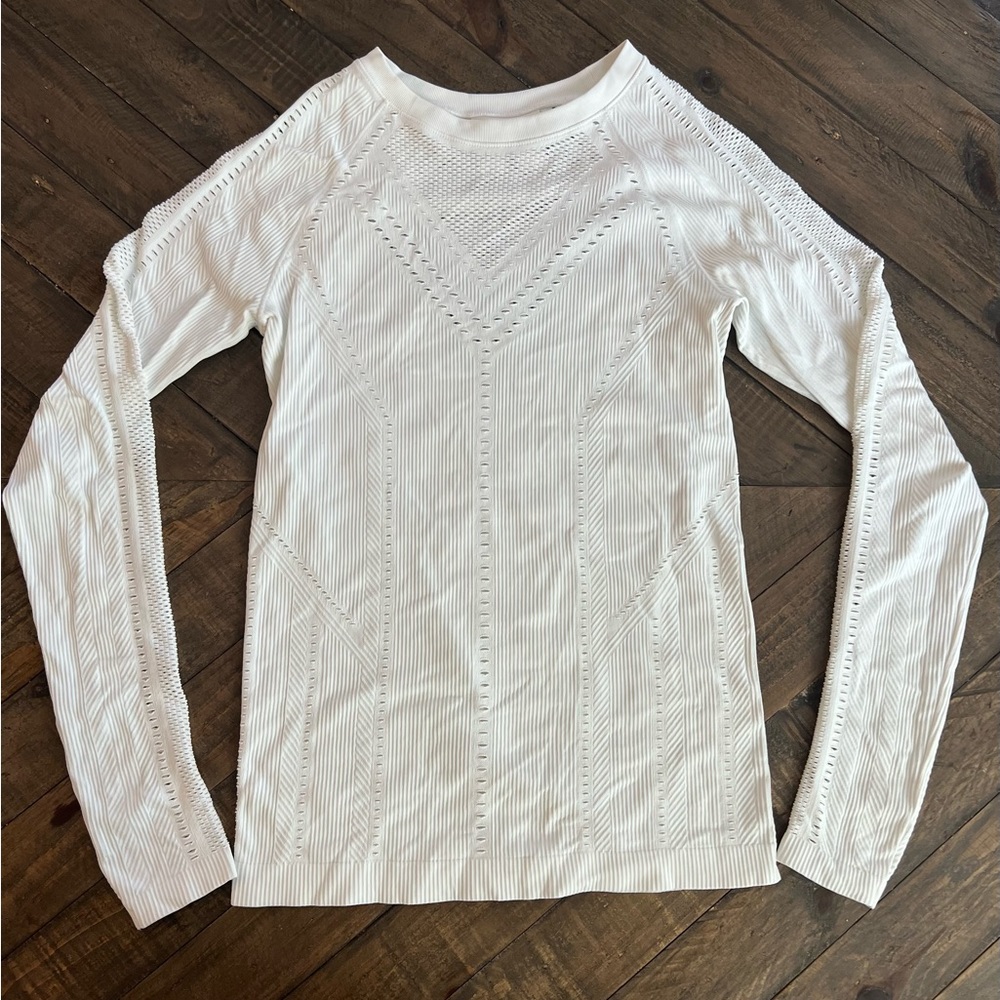 Athleta White Long Sleeve Cutout Top Size S
